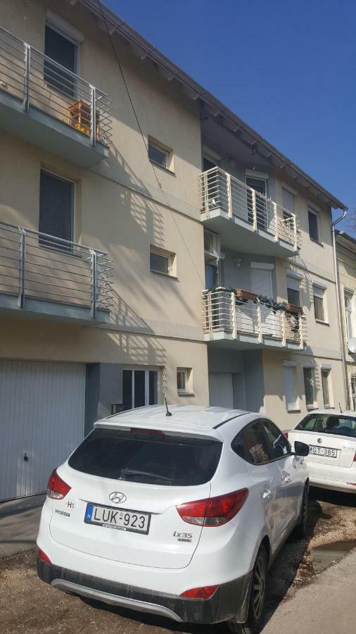 Kristaly Apartman Segedin Dış mekan fotoğraf