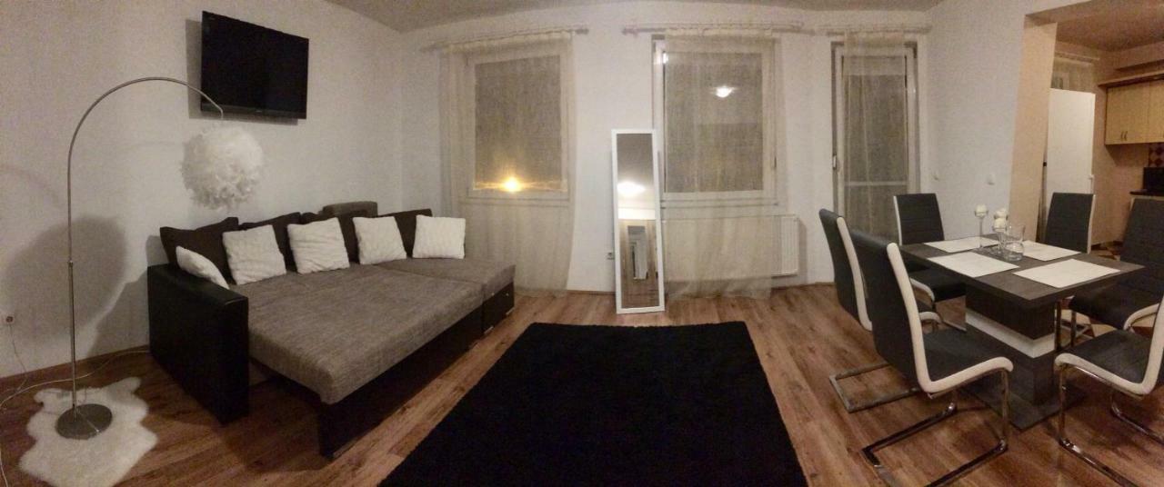 Kristaly Apartman Segedin Dış mekan fotoğraf